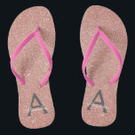 Tongs Rose Rose Parties scintillant Or & Monogramme étin<br><div class="desc">Rose Rose Or et gris fusain (gris) Faux Parties scintillant et Faux Girly Beach Wedding Flip Flops. Ces tongs en or rose Girly peuvent être customisés pour inclure votre nom initial et prénom et sont une douche nuptiale parfaite,  une fête de bachelorette ou une fête d'anniversaire sur la plage.</div>