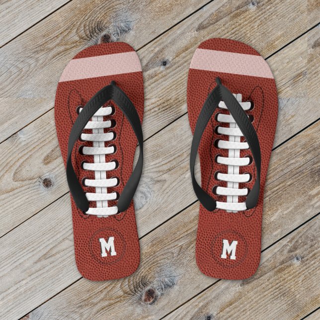 Tongs Sporty American Football Monogramme Tournes (Hup! Suitable for all football fans and dads (and moms) that love to bring their A game)