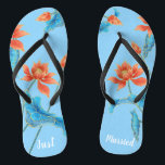 Tongs Superbe Chinoiserie Orange & Mariage Bleu<br><div class="desc">C'est magnifique, n'est-ce pas ? Cette paire de tongs attrayante présente une vintage chinoiserie de luxe motif de fleurs de lotus contre l'arrière - plan bleu vif, et la typographie changeable "Just Married". Montrez votre nouveau statut de Madame avec ces superbes et confortables diapositives de mariée! customisez-le avec votre libellé...</div>