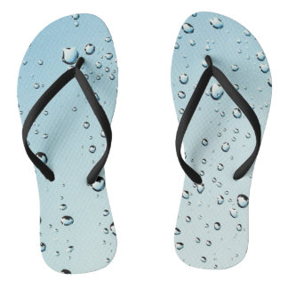 Tongs Water with bubbles