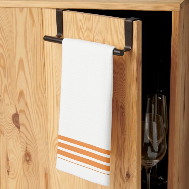 Torchon de cuisine à rayure orange et blanche (Pliage en tiers)
