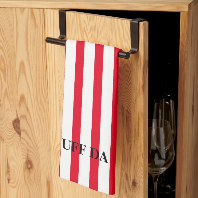 Torrés de serviettes de cuisine Uff Da rayées roug (Pliage en tiers)