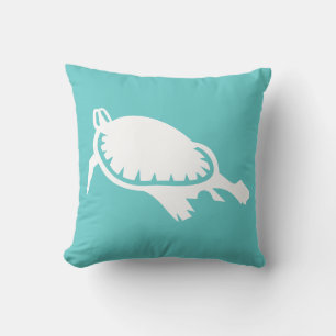 tortue de mer blanche sur coussin bleu turquoise