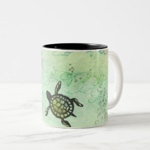 Tortue d'Odyssée sur un mug de café