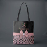 Tote Bag 50 et fabuleux | fête d'anniversaire du 50e annive<br><div class="desc">Célébrez votre 50e anniversaire en style avec ces élégantes parties scintillant d'or rose rose moderne damas floral 50e anniversaire sac fourre-tout de fête. Vous pouvez le personnaliser pour la célébration de votre cinquantième anniversaire. Les mots "50 and Fabulous" sont utilisés par la typhographie populaire. Vous pouvez personnaliser les polices de...</div>