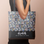 Tote Bag 5 Photo Collage - motif hexagone funky - noir<br><div class="desc">Un motif fou avec vos photos préférées sur un arrière - plan noir et votre nom en blanc. Les photos sont en forme d'hexagone et dans un motif de servitude pour faire un design fou. — Utilisez vos photos CARRÉS pour obtenir les meilleurs résultats ! Pour modifier la couleur de...</div>