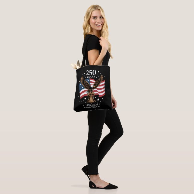 Tote Bag Aigle et Drapeau 250 Ans d'Amérique 1776-2026 (Sur le modèle)