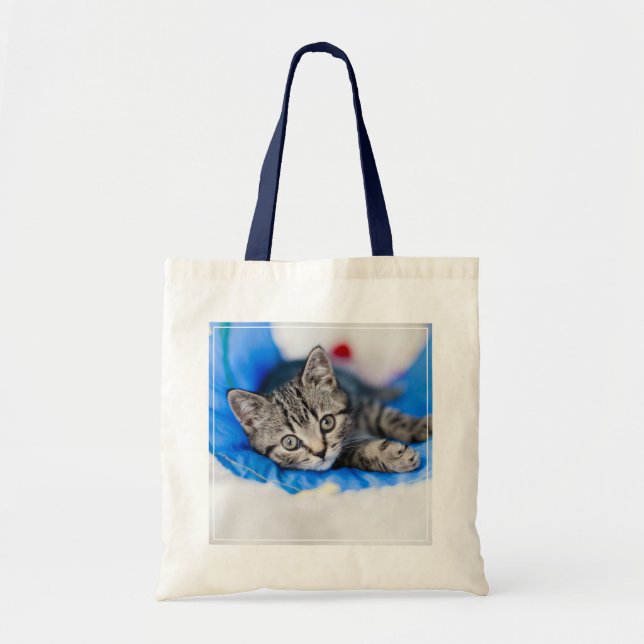 Tote Bag Animaux de bébés cutest | Tunnel Tabby Kitten en J (Devant)