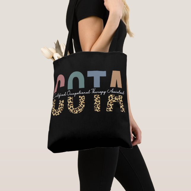 Tote Bag Assistant en ergothérapie certifié COTA (De près)