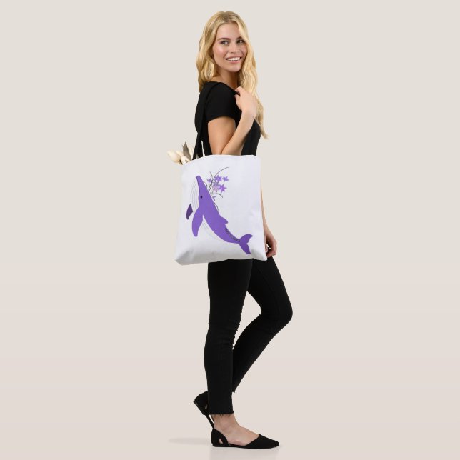 Tote Bag Baleine violette esthétique et lys en impression t (Sur le modèle)