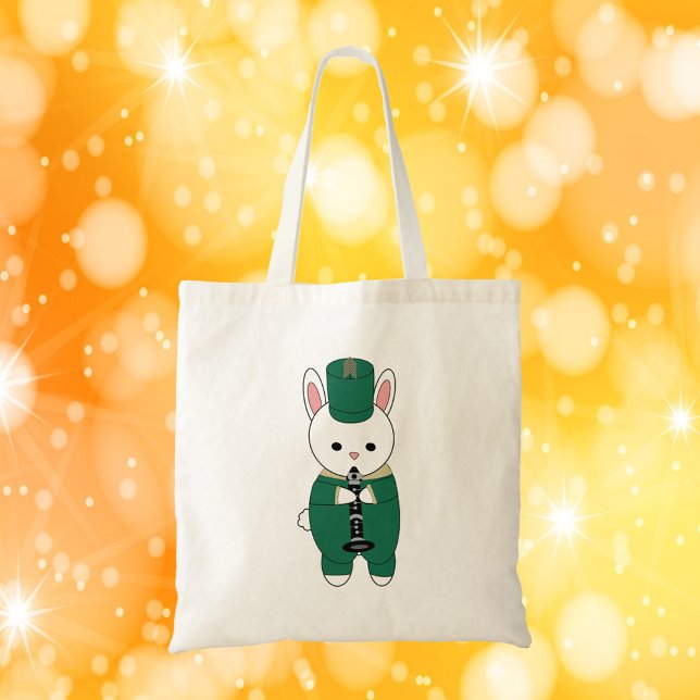 Tote Bag Bande Marche Clarinet Rabbit Vert Or (A tote bag of a bunny playing the clarinet while wearing a green and white marching band uniform.)