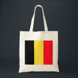 Tote Bag belgique<br><div class="desc">Drapeau de Belgique. Le drapeau national de la Belgique (néerlandais: Vlag van België, en français : Drapeau de la Belgique, allemand: Flagge Belgiens) contient trois bandes verticales égales de noir (côté du treuil), jaune et rouge. Les couleurs ont été tirées des couleurs du Duché de Brabant, et le design vertical...</div>