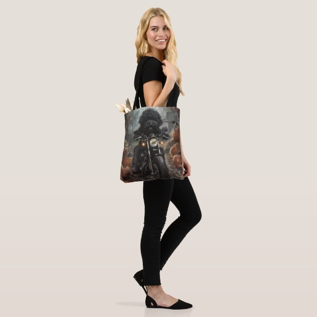 Tote Bag Bernedoodle à moto Halloween effrayant (Sur le modèle)