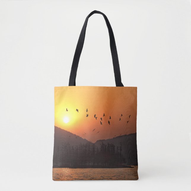 Tote Bag Birds Flying dans le lac Est de Sunset Sky (Devant)