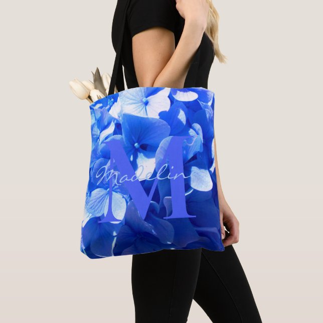 Tote Bag Bleu cobalt floral calligraphie bleue élégante  (De près)