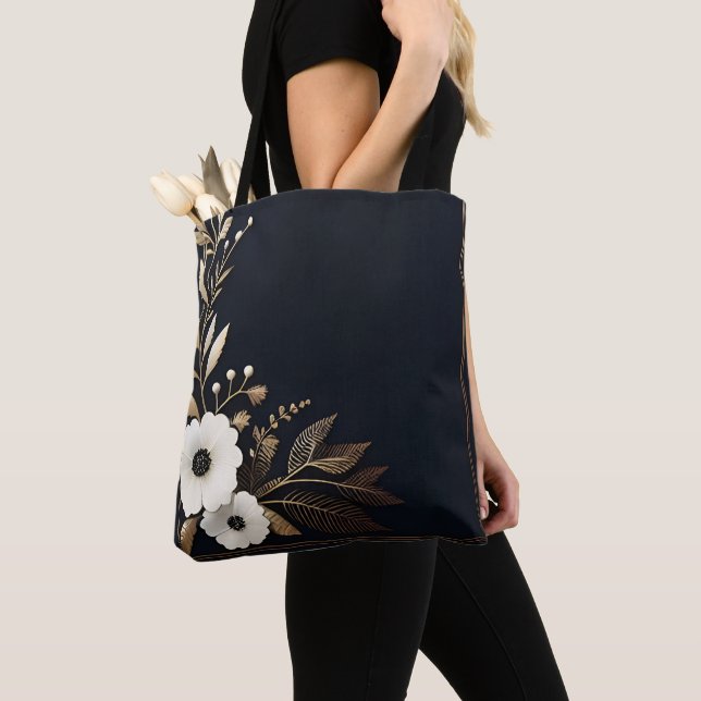 Tote Bag Bleu foncé avec or et fleurs blanches (De près)