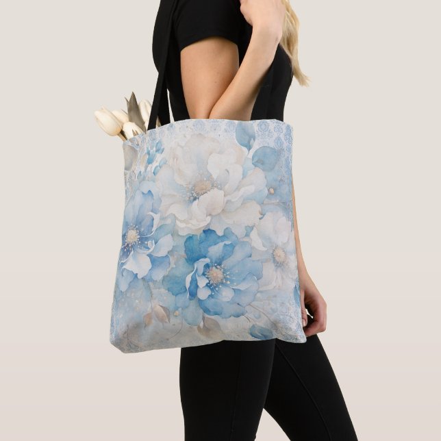 Tote Bag Bleu pâle et floral blanc (De près)