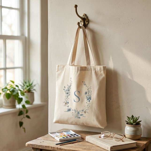 Tote Bag Bleu Poussiéreux Floral Vert du Printemps Monogram (Créateur téléchargé)