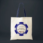 Tote Bag Blue Las Vegas Casino Poker Chip Anniversaire<br><div class="desc">Ce sac fourre-tout de puces de poker bleu et blanc ferait un cadeau parfait pour vos invités d'anniversaire à passer la nuit de jeu ou un week-end à Las Vegas. Personnalisez le design avec votre nom et votre date de naissance # en noir au centre, et votre texte en bleu...</div>