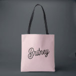 Tote Bag Blush Moderne Rose Poussiéreux Monogramme et Nom<br><div class="desc">L'oreiller de jet Blush Moderne Rose Poussiéreux Monogramme et Nom allie style contemporain et charme personnalisé. Cet oreiller de jet présente une couleur rose poussiéreux élégante, complétée par un monogramme personnalisé et un nom dans une écriture élégante. C'est un ajout parfait à tout espace de vie, ajoutant à la fois...</div>
