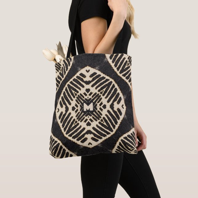 Tote Bag Boho motif géométrique monogramme gras (De près)