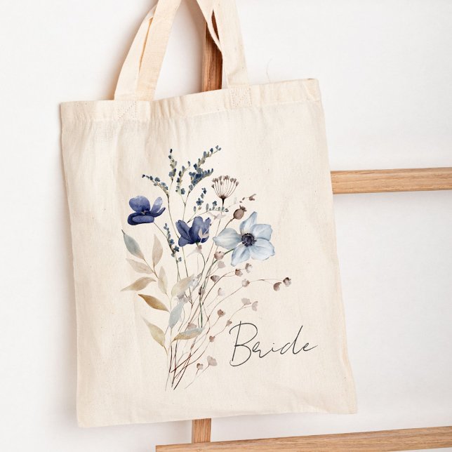 Tote Bag Bouquet de fleurs bleues élégant monogrammé (Close up)