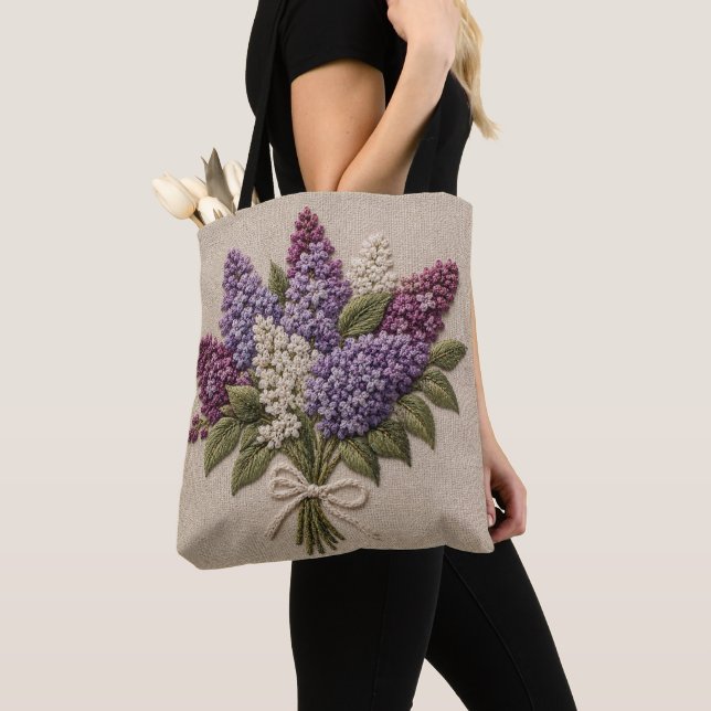 Tote Bag Bouquet de lilas brodé – Lin à faux broderie  (De près)