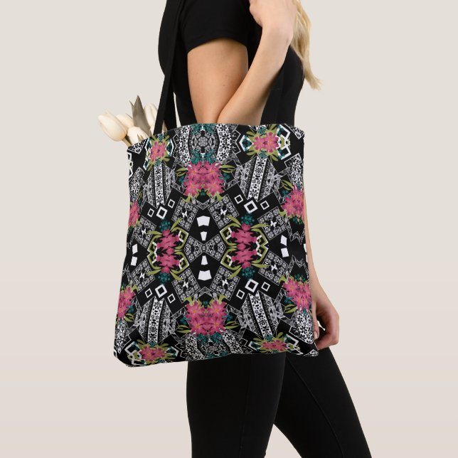 Tote Bag Bouquets de fleurs roses sur une géométrie (De près)