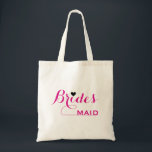 Tote Bag Bridesmaid Customisé<br><div class="desc">C'est un sac fourre-tout customisé Bridesmaid avec du texte rose et un coeur noir. C'est un nom customisé personnalisé monogramme mignon sac fourre-tout vintage est la meilleure idée de cadeau pour mariée et demoiselle d'honneur en mariage. Il est parfait comme un cadeau de douche nuptiale. Vous pouvez facilement ajouter les...</div>