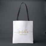Tote Bag Bridesmaid Gift Gold Nom<br><div class="desc">Ce sac de maquillage et d'accessoires Bridesmaid est doté d'une typographie manuscrite en or avec des swashes sur un arrière - plan blanc ou de minuit. Présentez à vos demoiselles d'honneur un sac de toilette pour leur maquillage et des petits articles traditionnellement présentés au dîner de répétition, à utiliser tôt...</div>