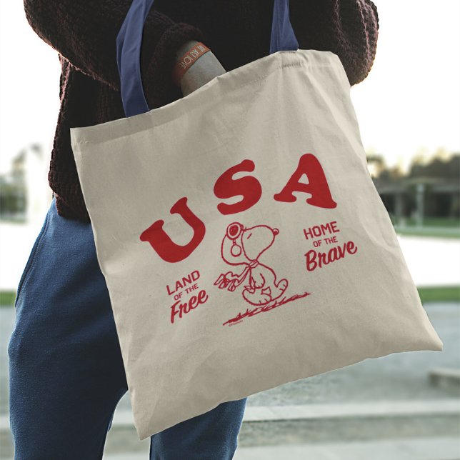 Tote Bag cacahuètes | Snoopy USA Land of the Free (Person carrying tote bag)