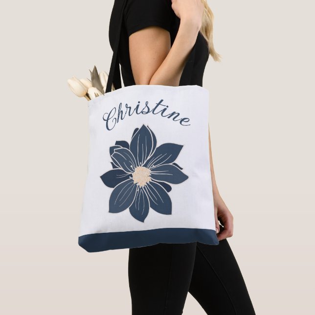 Tote Bag Cadeau de demoiselle d'honneur fleur bleu marine M (De près)