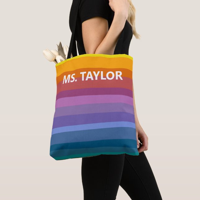Tote Bag Cadeau pour un professeur avec des rayures arc-en- (De près)