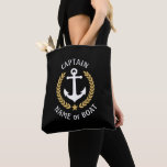 Tote Bag Capitaine Votre Nom De Bateau Ancre Gold Laurel Bl<br><div class="desc">Un sac fourre-tout élégant avec Capitaine ou autre titre, votre nom personnalisé, nom de bateau ou autre texte souhaité. Doté d'une ancre de bateau nautique conçue sur mesure avec des feuilles de laurier de style or et étoile sur noir marine. Customisez facilement la couleur de base pour correspondre à votre...</div>