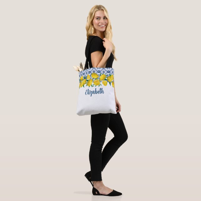 Tote Bag Carrelage bleu italien Citron Boho Bridesmaid Mari (Sur le modèle)