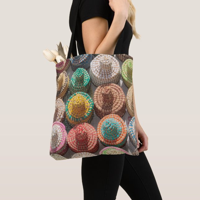 Tote Bag Chapeaux Tissés Colorés (De près)