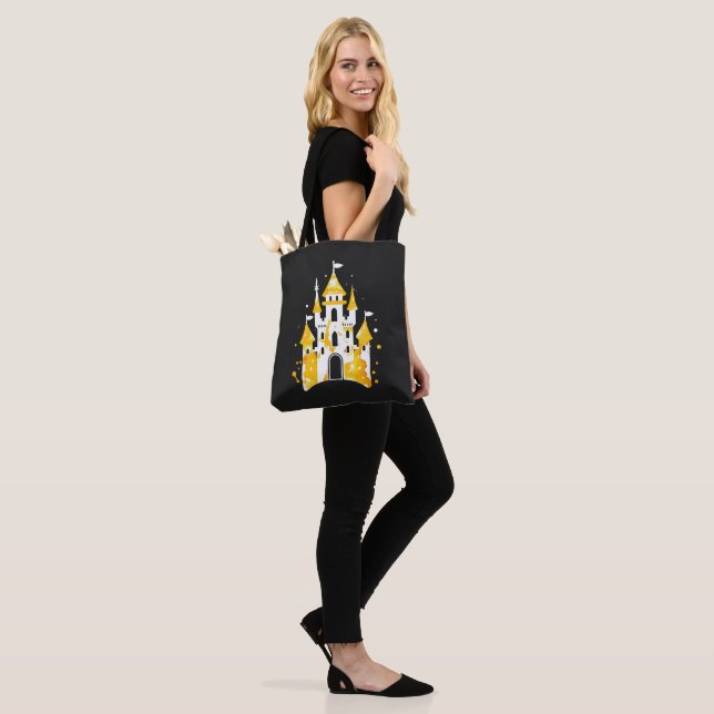 Tote Bag Château de Watercolor (Sur le modèle)