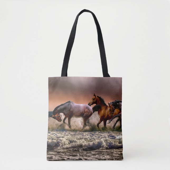 Tote Bag Chevaux courir dans le Surf océanique au coucher d (Devant)