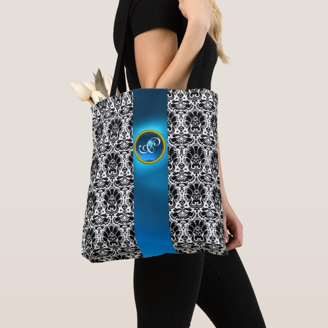 TOTE BAG CHIC BLACK WHITE DAMASK, MONOGRAMME EN PIERRE BLEU (De près)