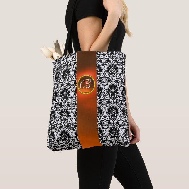 TOTE BAG CHIC BLACK WHITE DAMASK, ORANGE GEMSTONE MONOGRAM (De près)