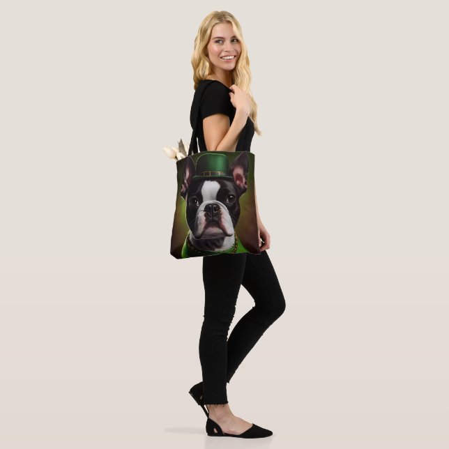Tote Bag Chien Boston Terrier en robe de la Saint-Patrick (Sur le modèle)