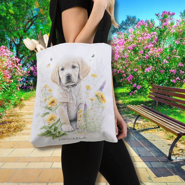 Tote Bag Chiots Retriever doré personnalisé dans les fleurs (Add name to personalize, matching items available in collection)