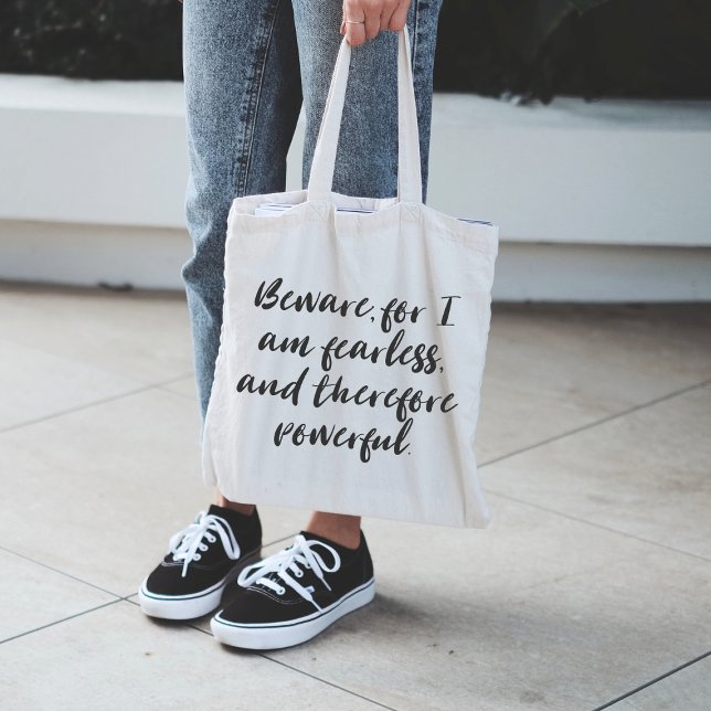 Tote Bag Citation de femme sans peur dans la typographie de (Créateur téléchargé)