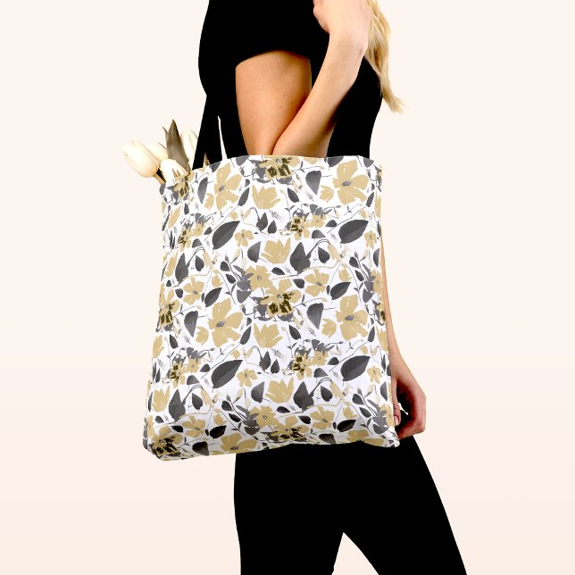 Tote Bag Clematis Vine Jaune Fleurs Gris Shopping (Clematis Flowering Vine Yellow Gray Tote Bag from Studio Posies.)