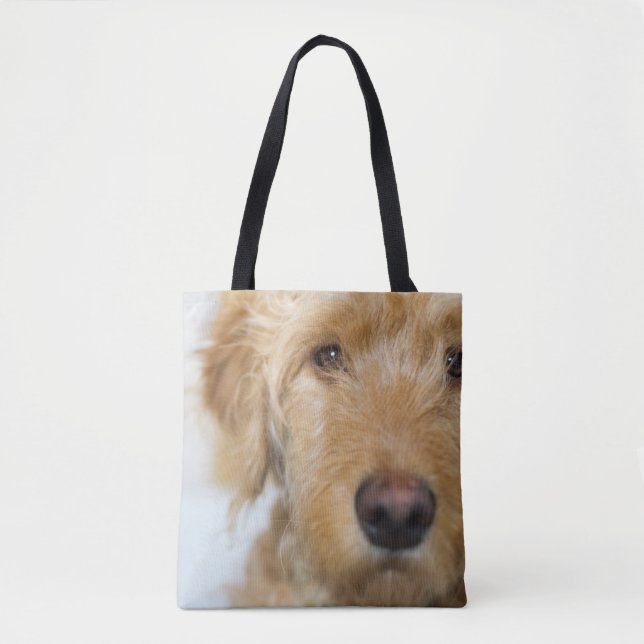 Tote Bag Closeuse de coquelicot de Goldendoodle (Devant)