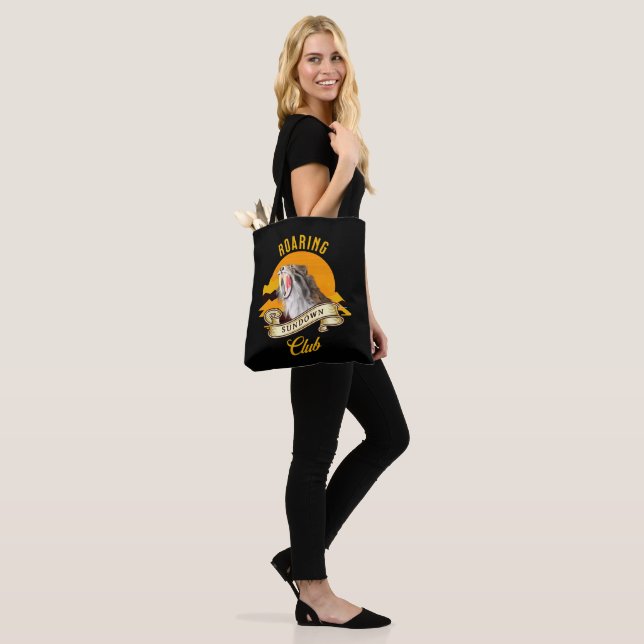 Tote Bag Club Aventure Crépuscule Rétro Tigre à Sabre (Sur le modèle)