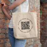 Tote Bag Code QR | Business Modern Minimal me scanner<br><div class="desc">Un simple modèle de code QR personnalisé dans un style minimaliste moderne qui peut être facilement mis à jour avec votre code QR,  nom d'entreprise ou site Web et texte personnalisé,  par exemple,  scannez-moi vers...  #QRcode #fourre-tout #business</div>