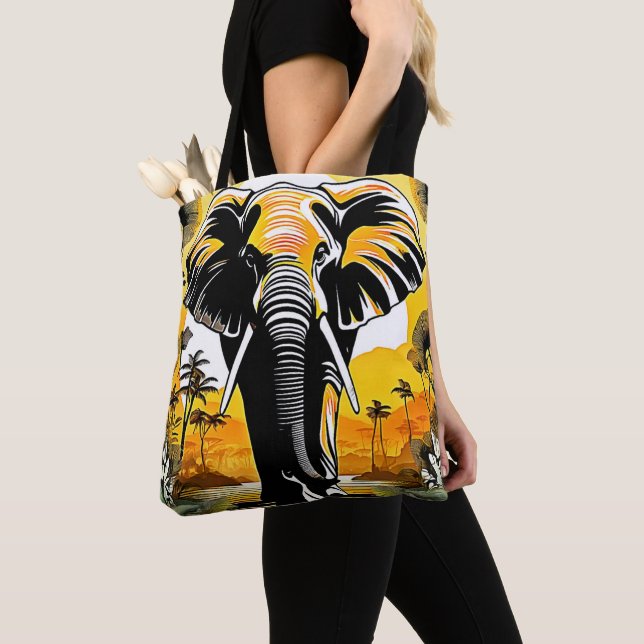 Tote Bag Coucher de soleil majestueux d'éléphant (De près)