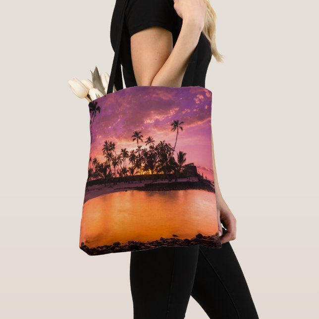 Tote Bag Coucher de soleil rose sur la plage d'Hawaii (De près)