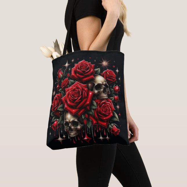 Tote Bag Crânes dorés et roses rouges scintillent de glamou (De près)